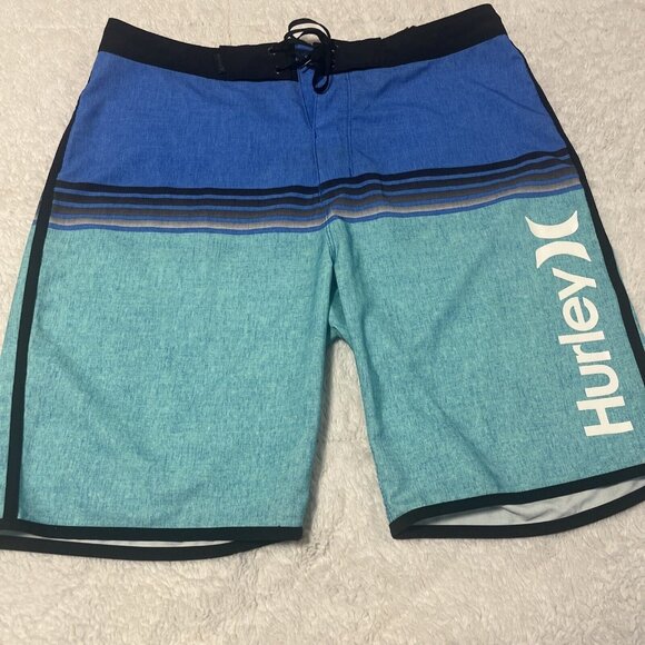 Hurley board shorts shades of blue stipes boys size 30 Multicolor - Picture 1 of 10